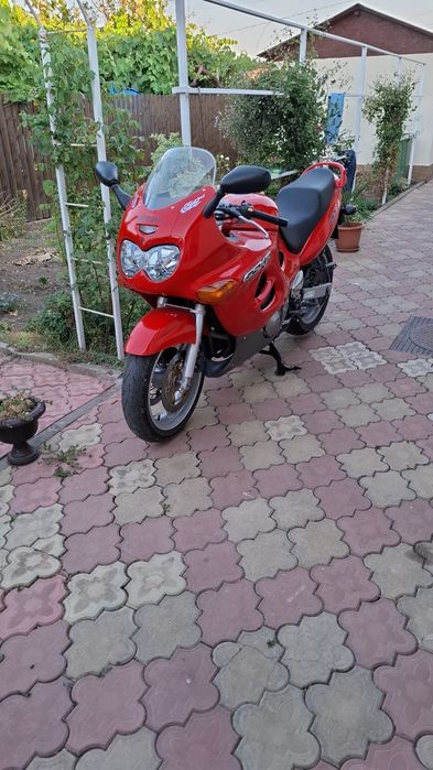 Vind suzuki gsx600f