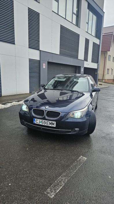 Vând Bmw E60 520d 2009