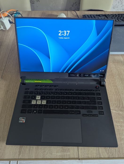 Laptop Asus ROG Strix G513RC