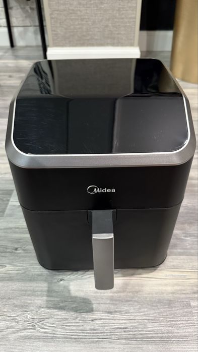 Продам аэрогриль Midea MF-CN70K2