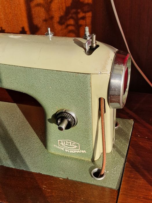 Vand masina cusut Ileana perfect functionala