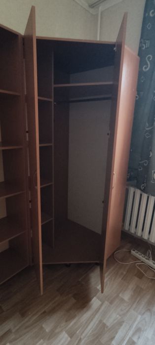 Продам шкаф для одежды
