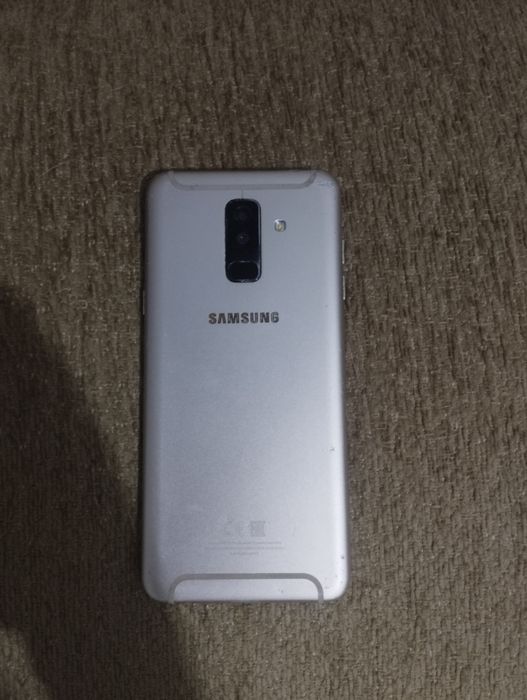 Продаю Samsung galaxy A6 Plus
