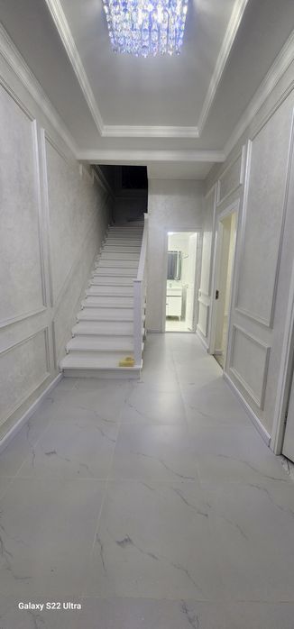 Srochni uy sotiladi 2 Sotix 7 xonaday iborat bektemir tumani fod