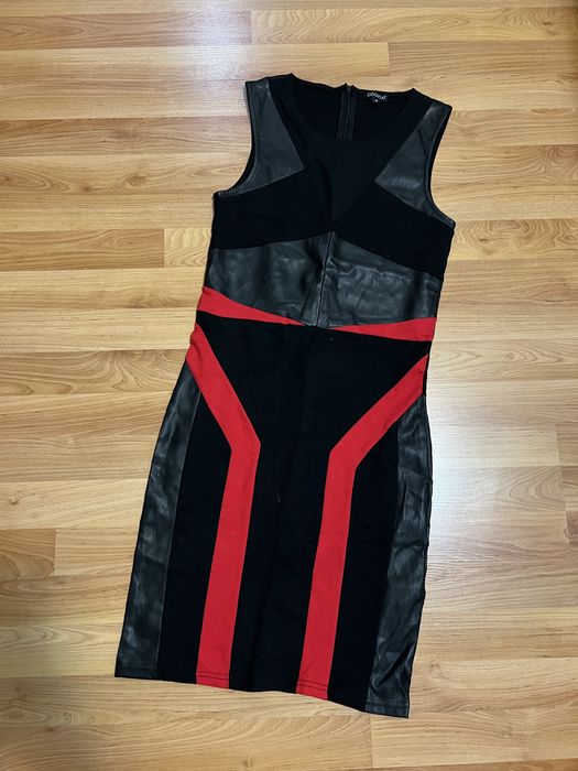 Дамска рокля в черно