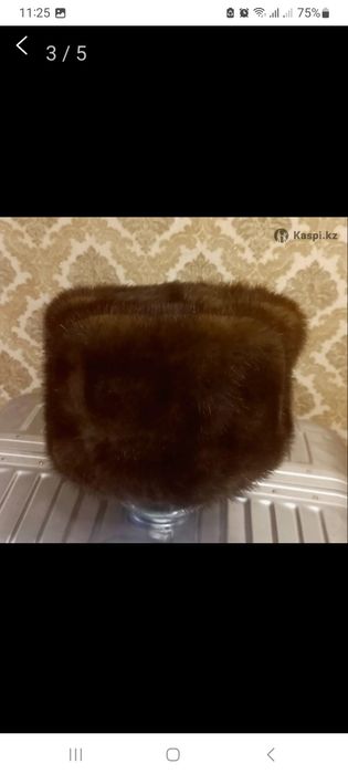 Шапки  детская и взрослая