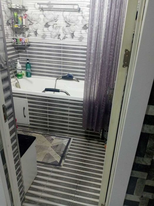 Шумиловский городок, 2 комн.67м2, маленький домик