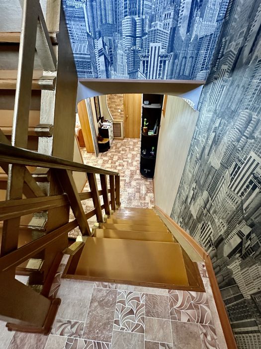 Продам  5 - комнатный дом в посёлке Топар.