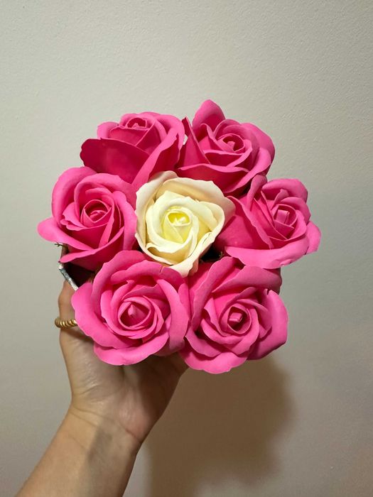 Aranjamente florale cu trandafiri de sapun