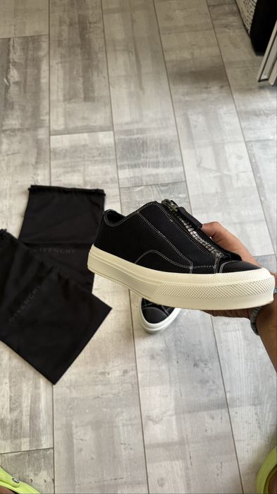 Нови Обувки Givenchy