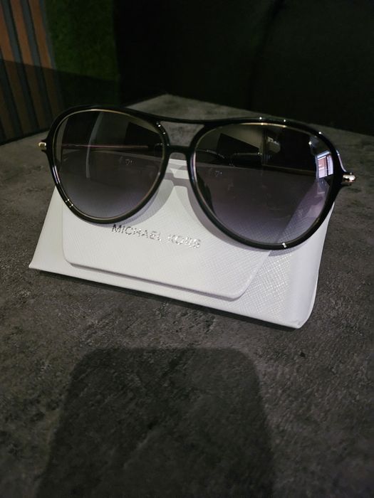 Очила Michael kors