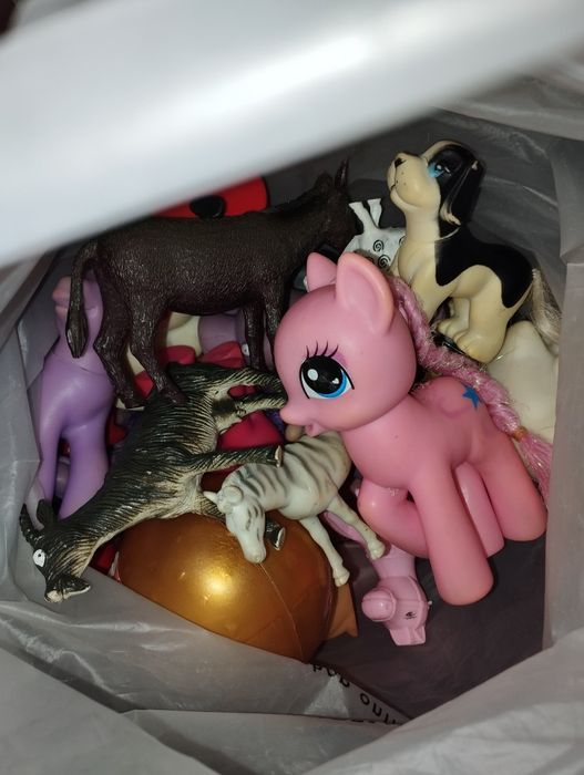 Продам игрушки для детей