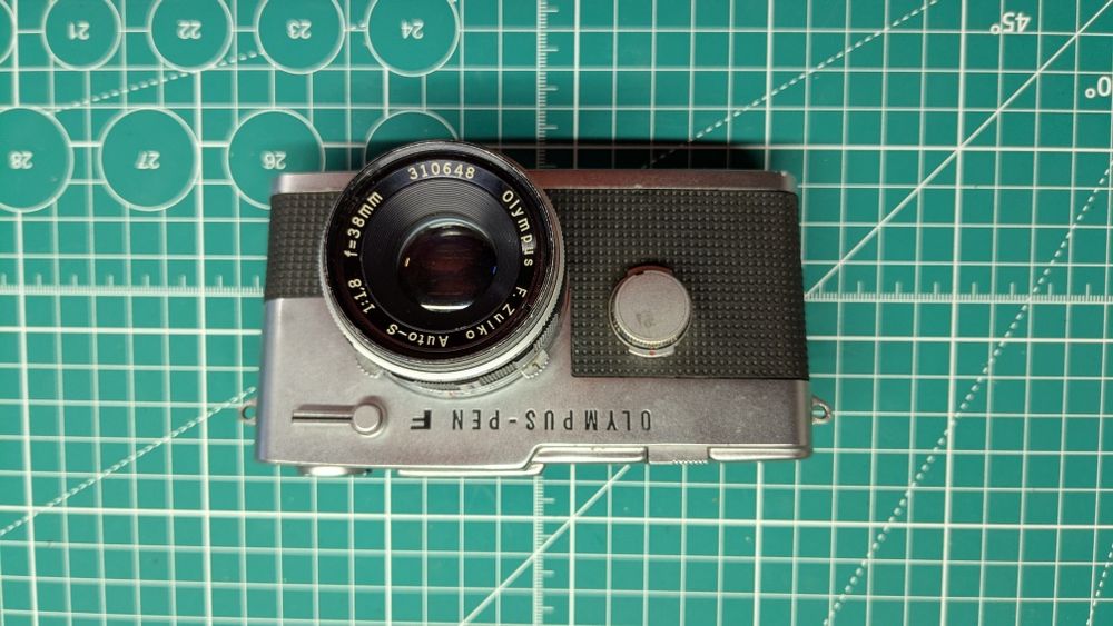 Pentax Olympus Canon Minolta