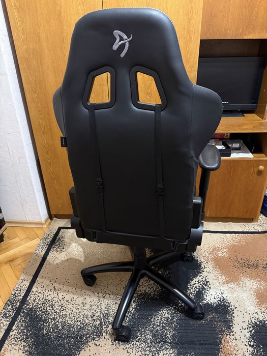 Геймърски стол Arozzi