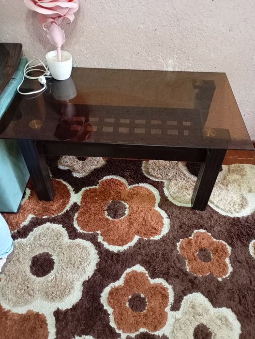 Продам стол стеклянный