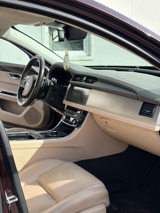 JAGUAR XF 2017 — imagine 4