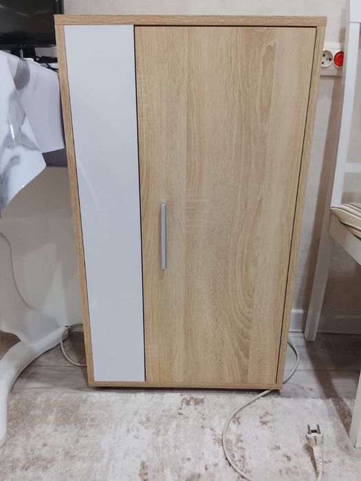 Продам напольную тумбу