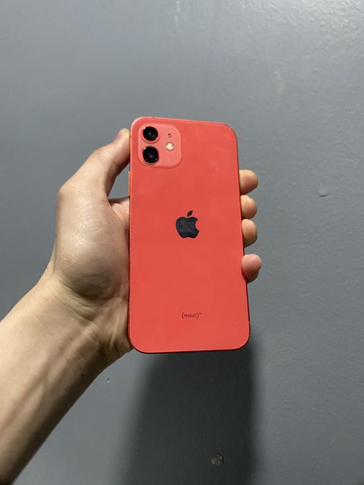 Продам айфон 12 64gb