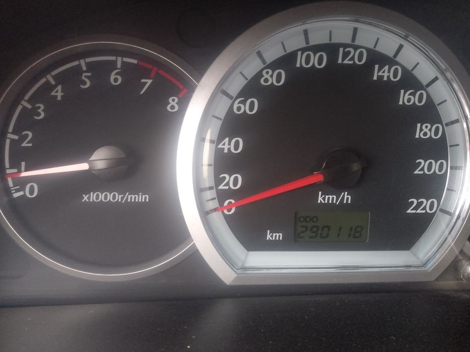 Gentra  2013 kraska tozza