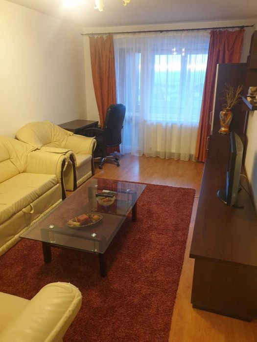 Inchiriez apartament 2 camere decomandate