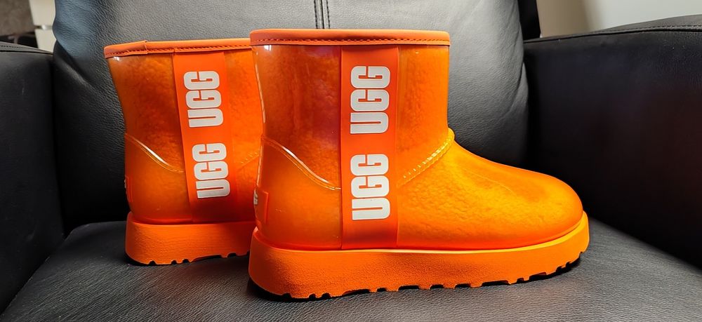 UGG Classic Clear Mini 2 зимни боти, номер 36