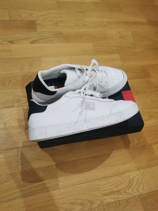 Кожени обувки Tommy jeans