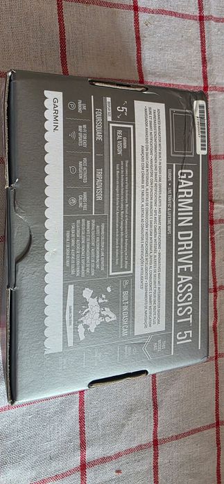 Навигация Garmin DriveAssist 51 Europe LMT-S с наи-новите карти за Евр