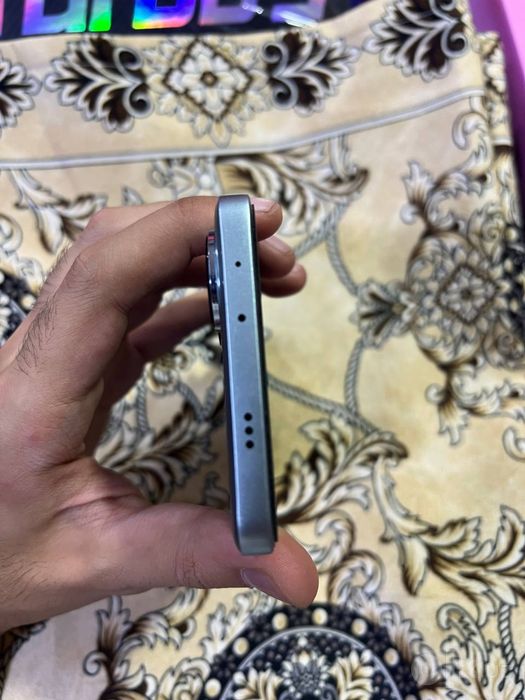 Redmi turbo 3 8+8/256
