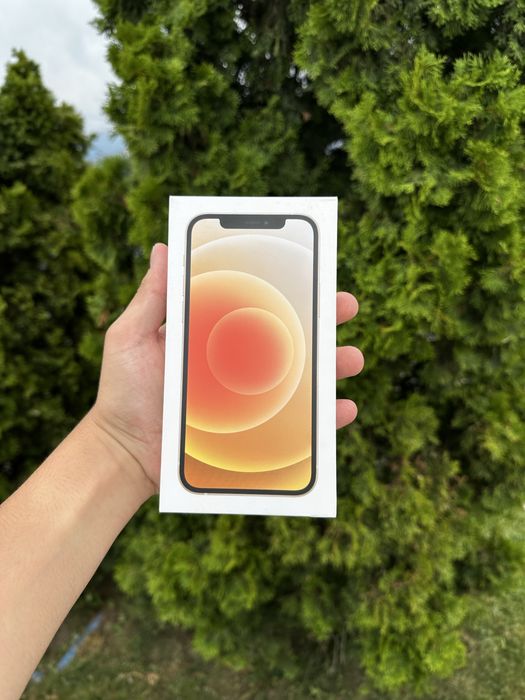 Iphone 12 белый .