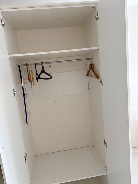 Продам 3 х дверный шкаф