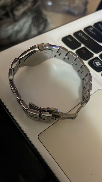 Tissot Flamingo — классика, сапфир, сталь