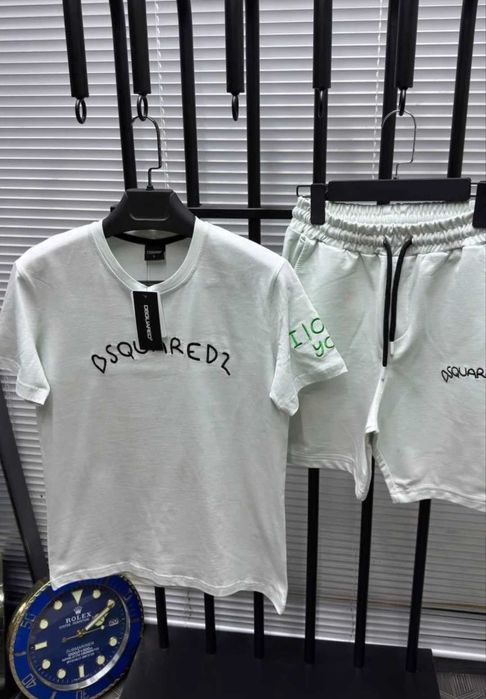 Къси маркови комплекти