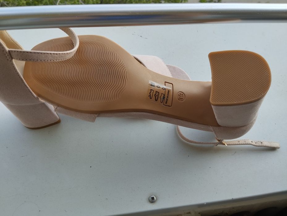 Сандали About you, 39 номер