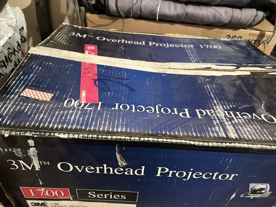 Верхний проектор 3M серии 1700