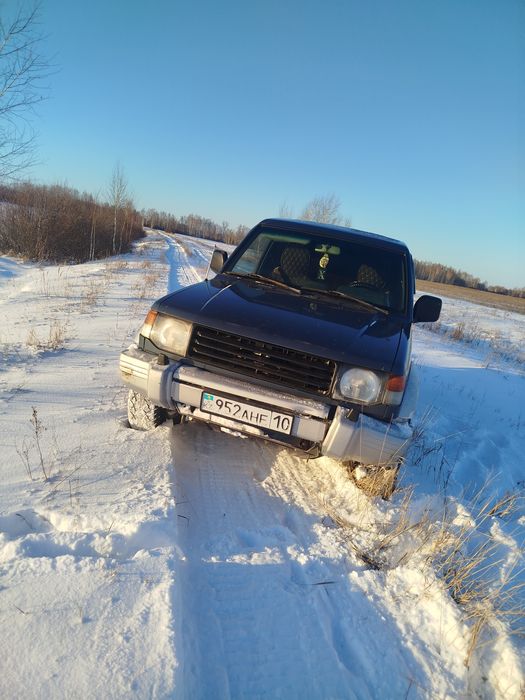 Продам Митсубиси поджеро 2