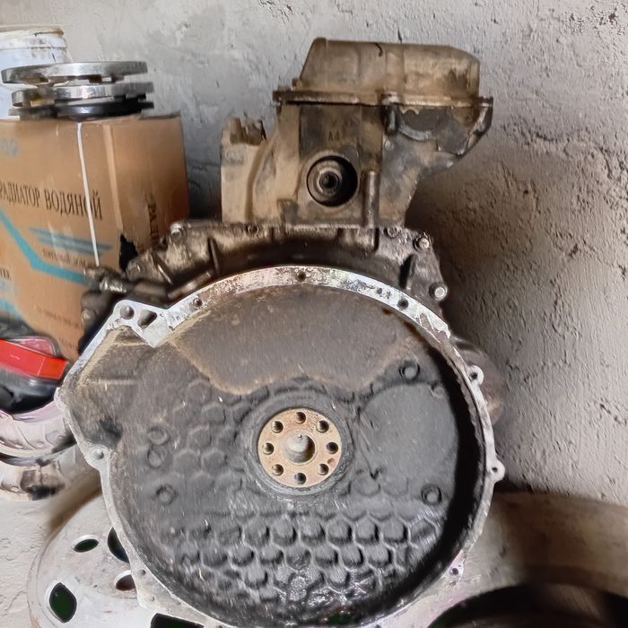 Isuzu avtobus  mator