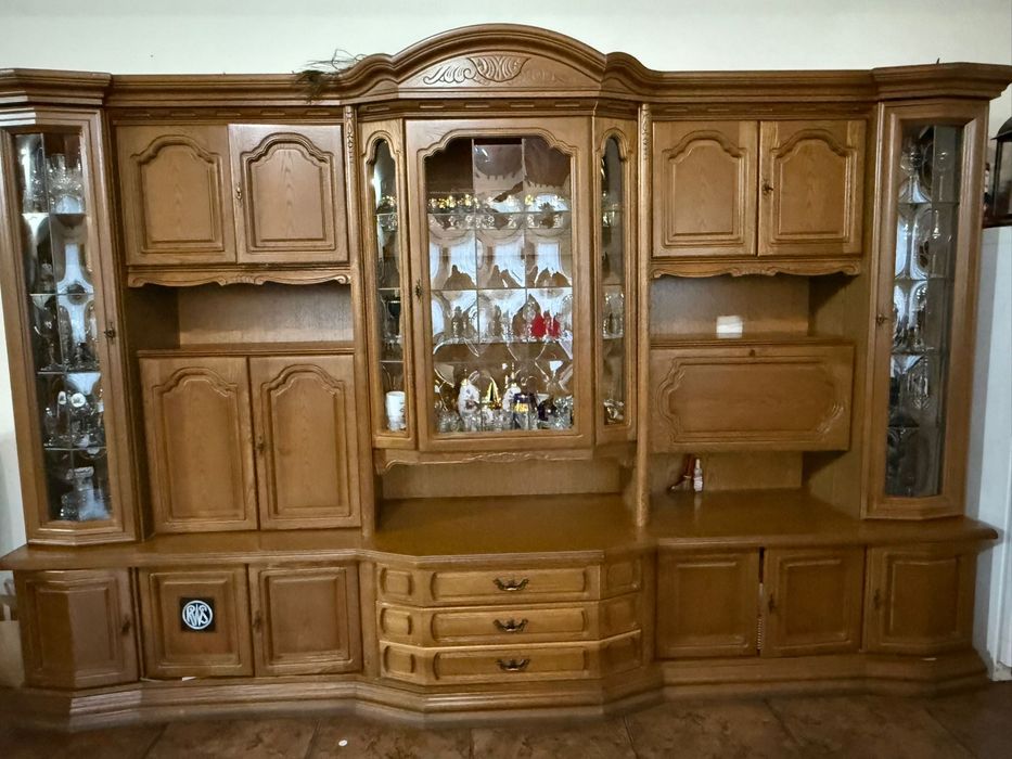 Vând mobila lemn masiv