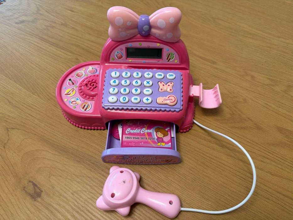 Мини Маус Къща на Щастливите Помощници / Minnie Mouse House IMC Toys