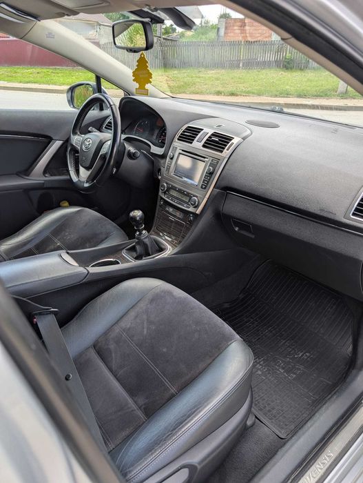 TOYOTA Avensis 2013 — imagine 3
