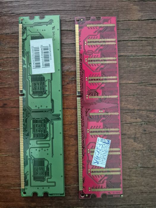 Vand Ram 256 MB pentru pc vintage