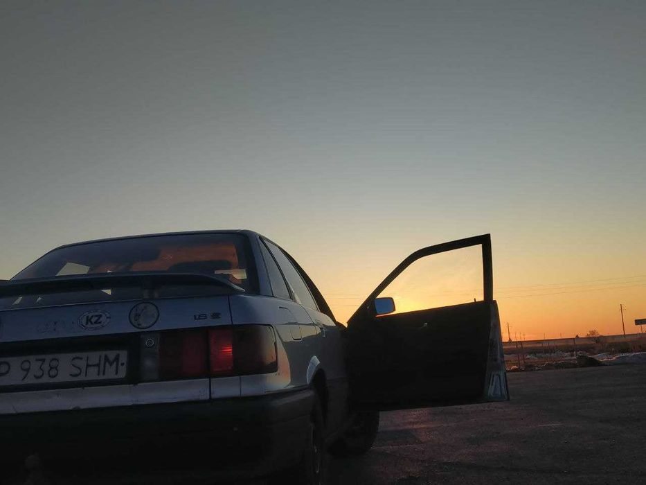 Ауди 80 Б3 1990 год