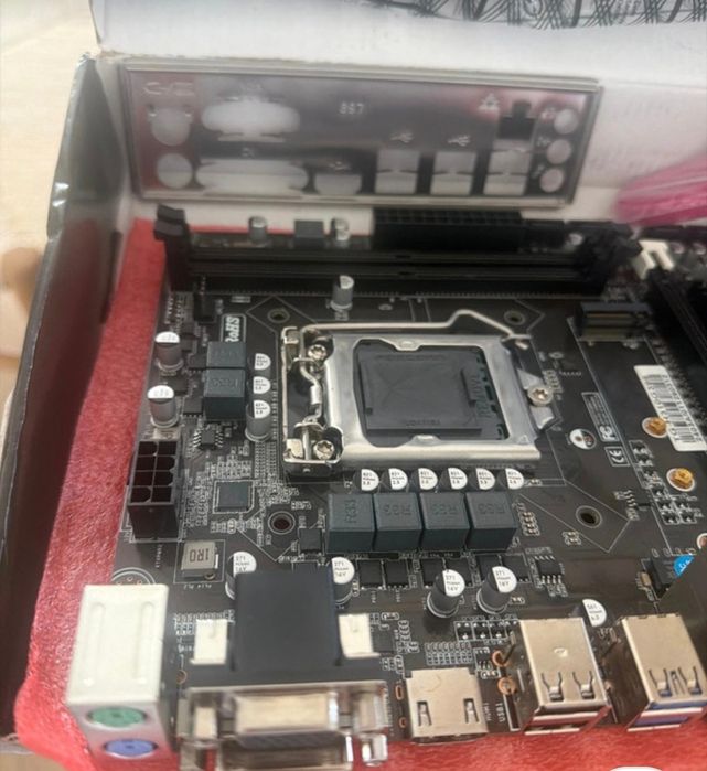 Placă de bază H310 Topky (Socket LGA 1151, DDR4, NVMe M.2) – Nouă / Amazon Warehouse