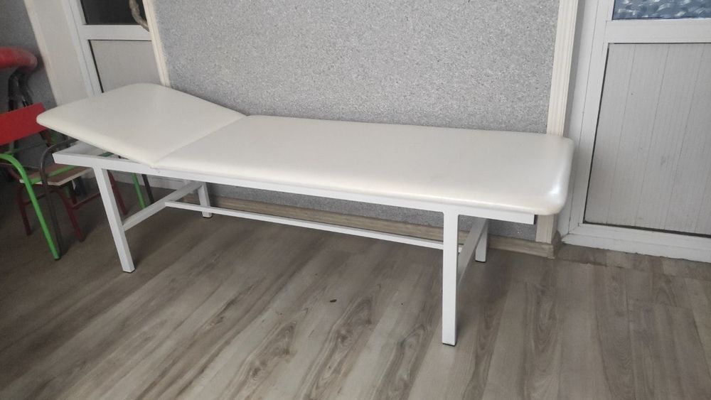 Кушетка медицинский