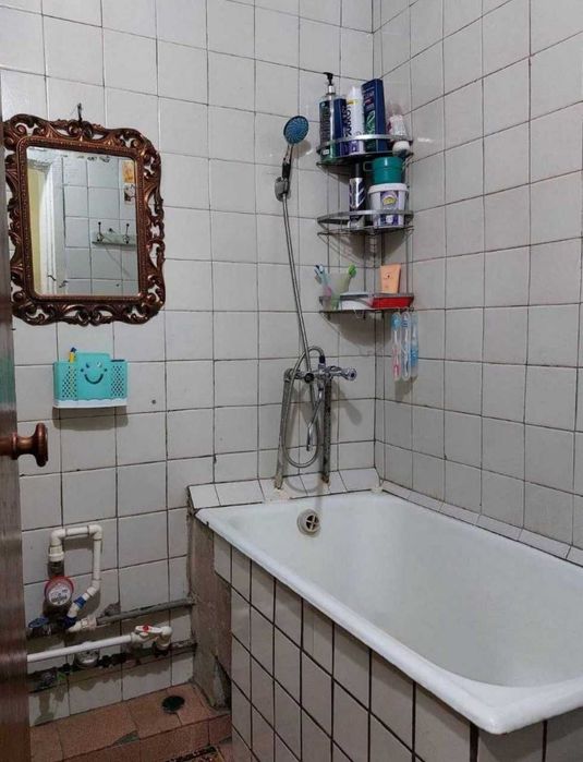 Бадамзар, 2*3/2/4 разделный, 2\6 балкон без ремонт, не торец