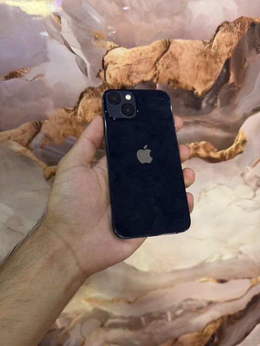 Продам телефон Айфон 13 128Gb