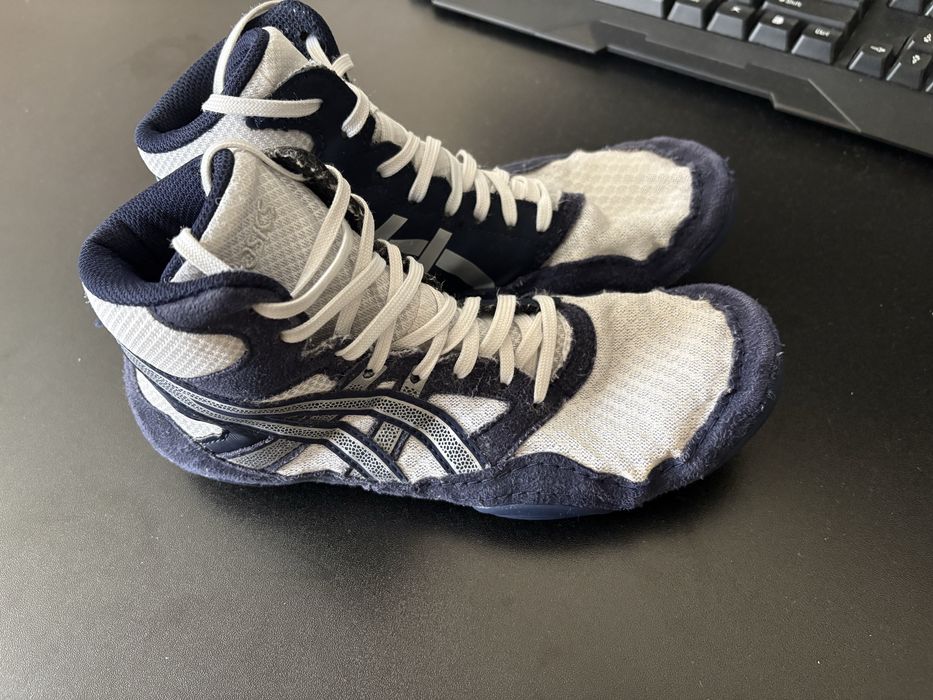 Борцовки Asics Snapdown 4 номер 35