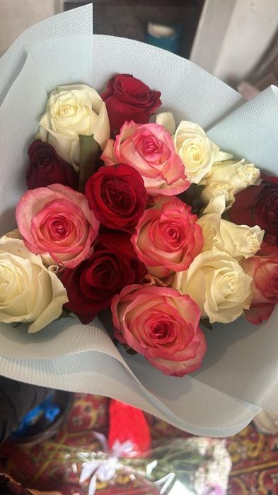 Цветы , срочно 5 тыщ