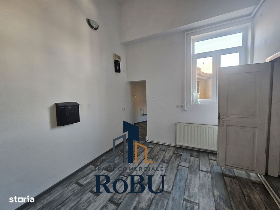 Spatiu office Centrul Istoric Teatru Dramatic # RoBU Spatii comerciale