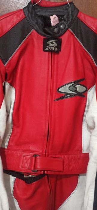 Дамски мото екип