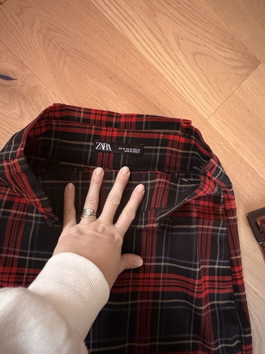 Fusta Zara XS in carouri discrete